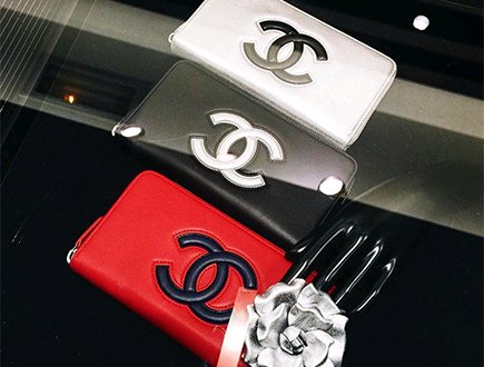 Chanel Bicolor Timeless CC Zipped Wallets thumb