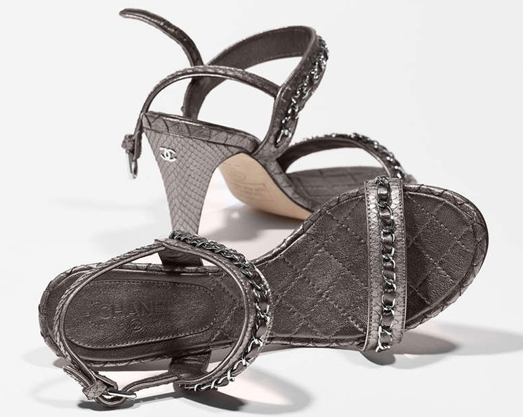 Chanel-Sandals-For-The-Spring-Summer-2016-Collection-16