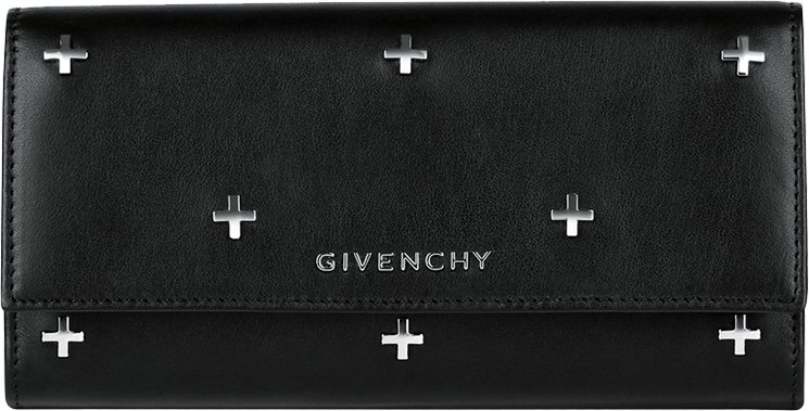Givenchy-Fall-2016-Classic-Bag-Collection-Featuring-Metal-Crosses-Nightingale-Bag-8