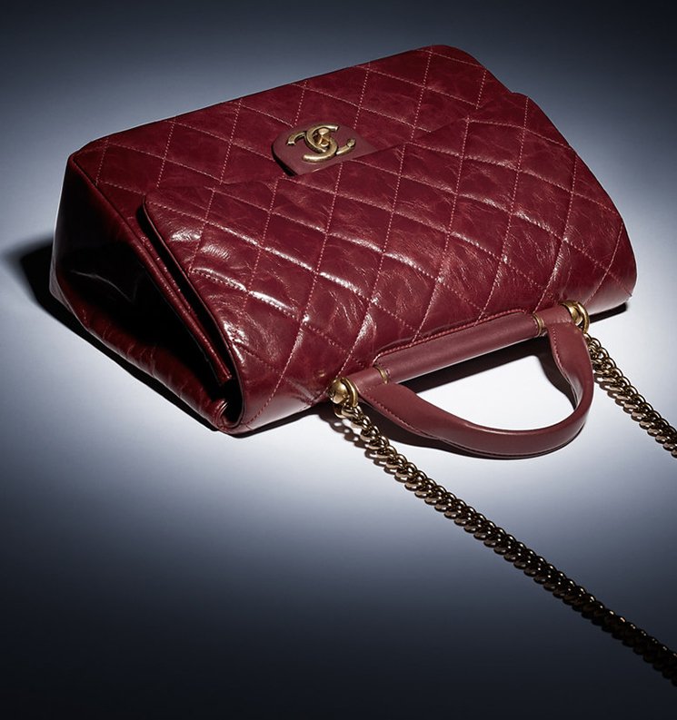 Chanel-Castle-Rock-Bag-Is-Reintroduced-For-The-Paris-In-Rome-Collecction-6