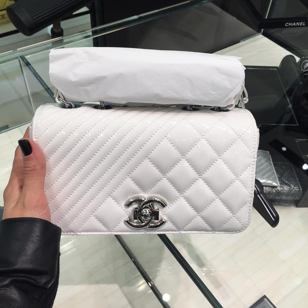 Chanel-Quilted-Chevron-Flap-Bag-2