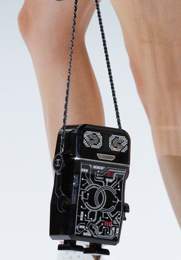 chanel-spring-2016-runway-bag-collection-3