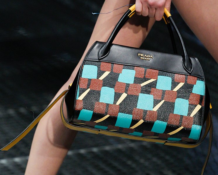 prada-spring-summer-2017-runway-bag-collection-featuring-new-multicolor-bags-13