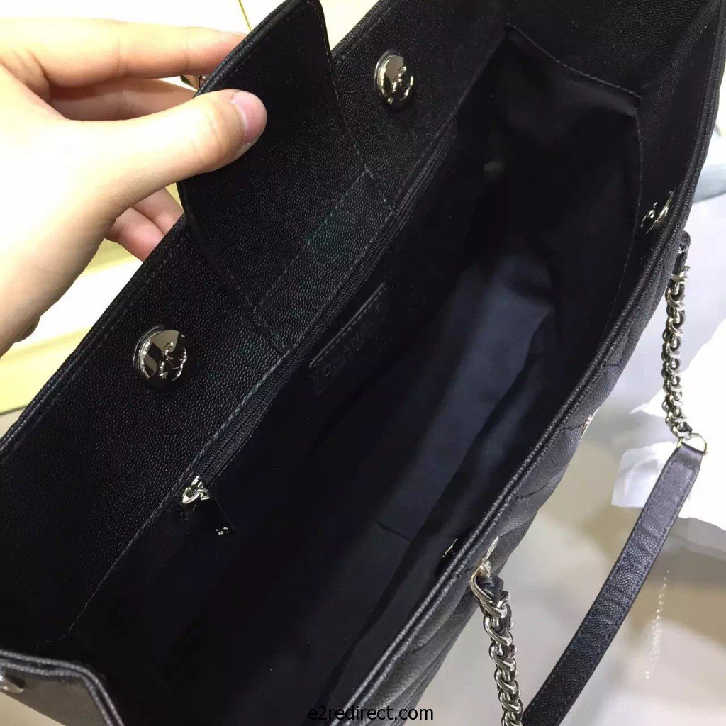 chanel classic large tote bag