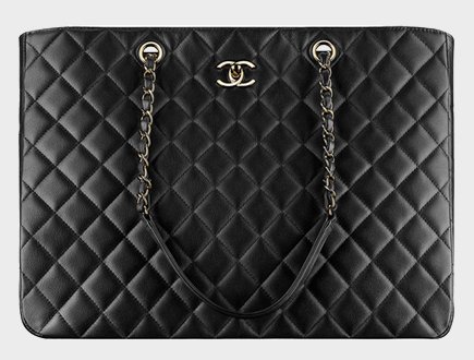 CHANEL Classic Medium Flap Caviar Leather Shoulder Bag Black