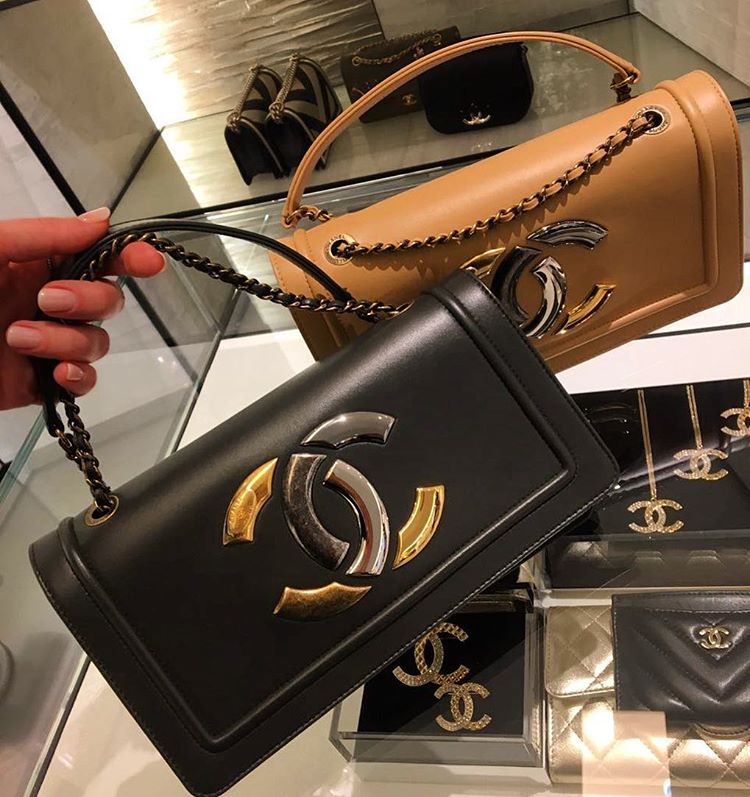 Chanel-Smooth-Large-Bag