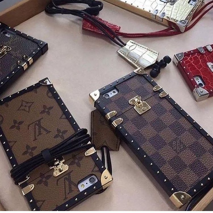 louis-vuitton-trunk-inspired-phone-holders-4