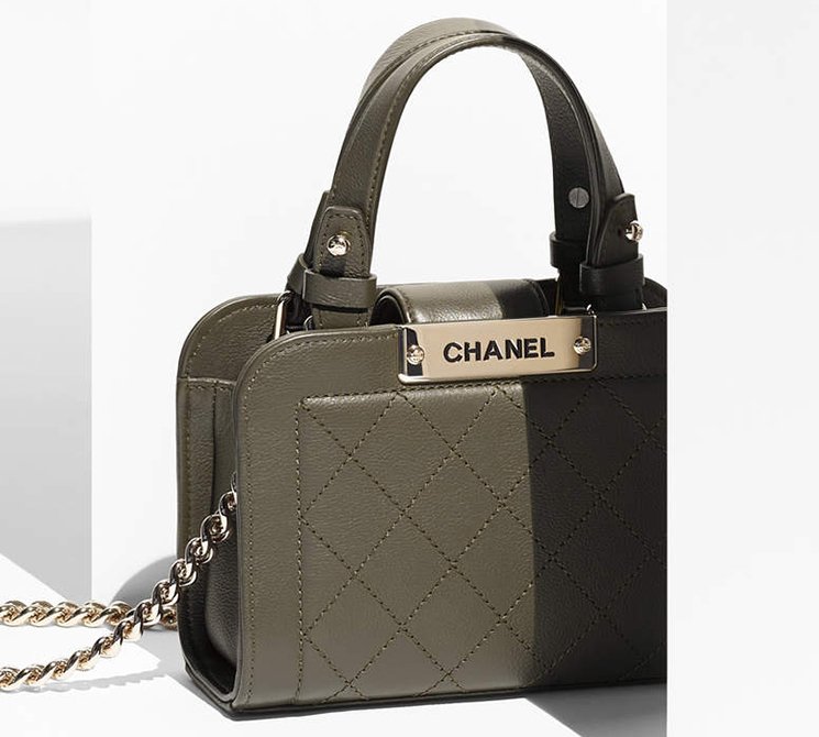 chanel-large-label-click-shopping-bag-4