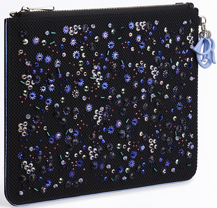 Dior-Flat-Stardust-Pouches-with-Chain-2