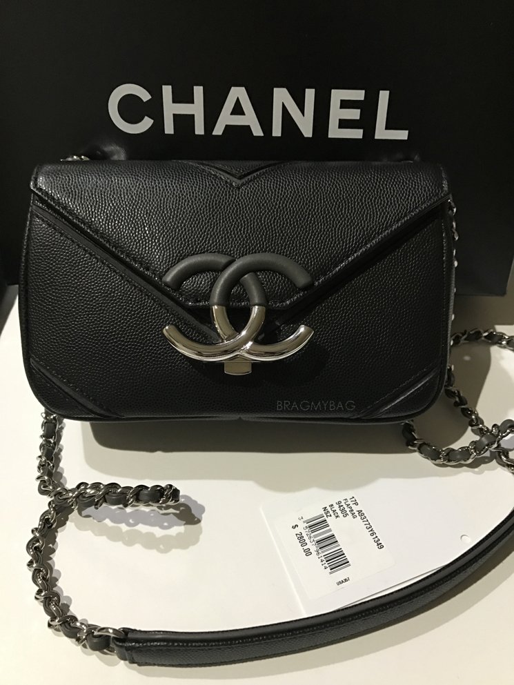 Chanel-Chevron-Flap-Bag