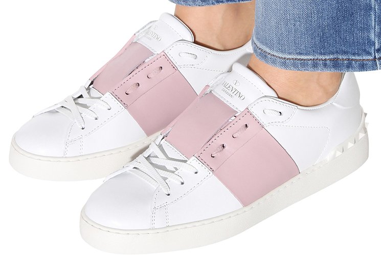valentino garavani pink shoes