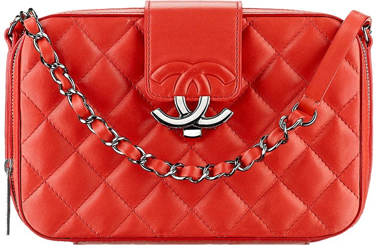 Chanel-Quilted-Camera-Case-2