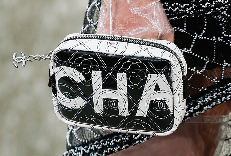 Chanel-Spring-Summer-2018-Runway-Bag-Collection-28