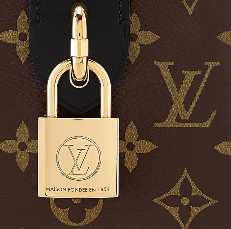 Louis-Vuitton-Bento-Box-Bag-4