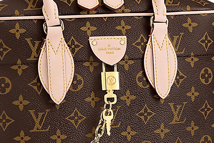 Louis-Vuitton-CarryAll-Bag-7
