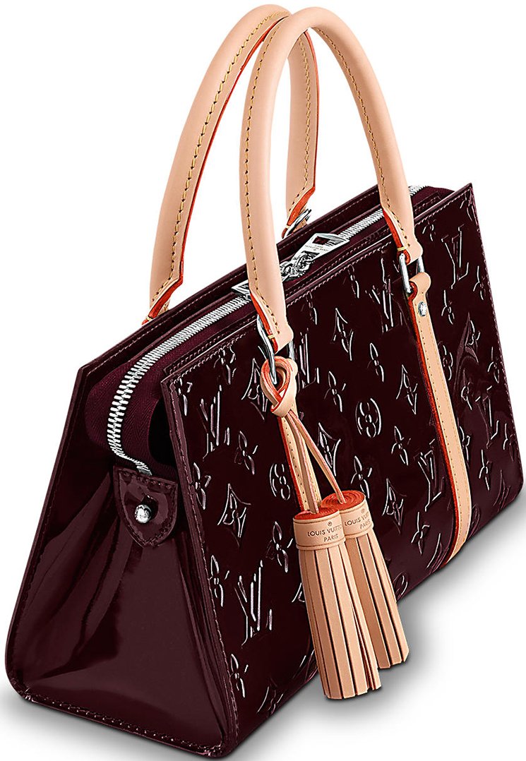 Louis-Vuitton-Neo-Triangle-Bag-7