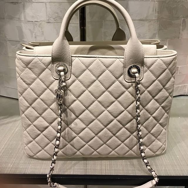 Chanel-Daily-2-Shopping-Bag-6