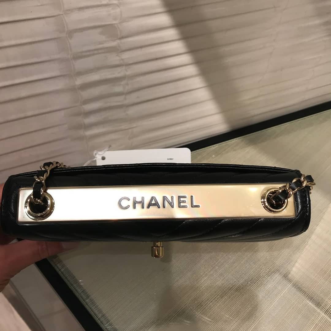 Chanel-Trendy-CC-Chevron-Flap-Bag-8
