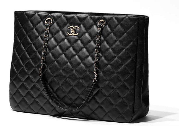 Classic Chanel Tote Bag | Paul Smith