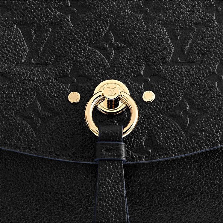 Louis Vuitton Blanche BB  What Fits Inside 