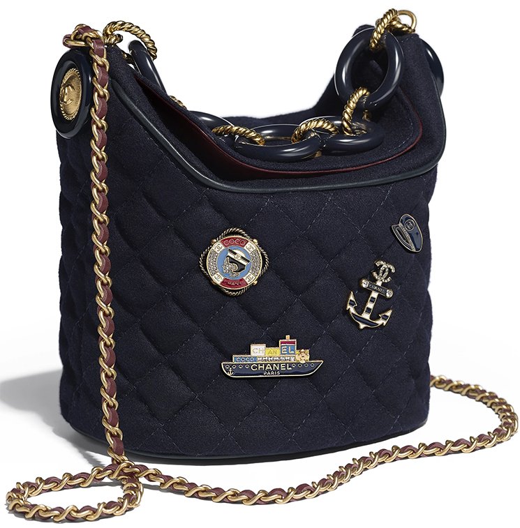 Chanel-Pre-Fall-2018-Bag Collection-42