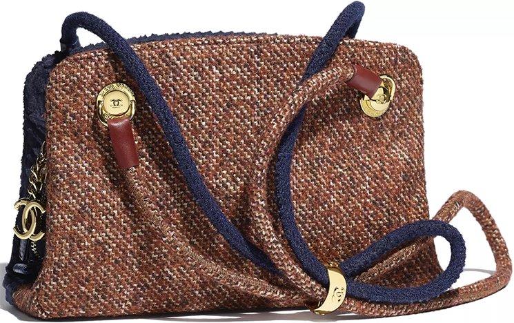 Chanel-Tweed-Shopping-Bag-4