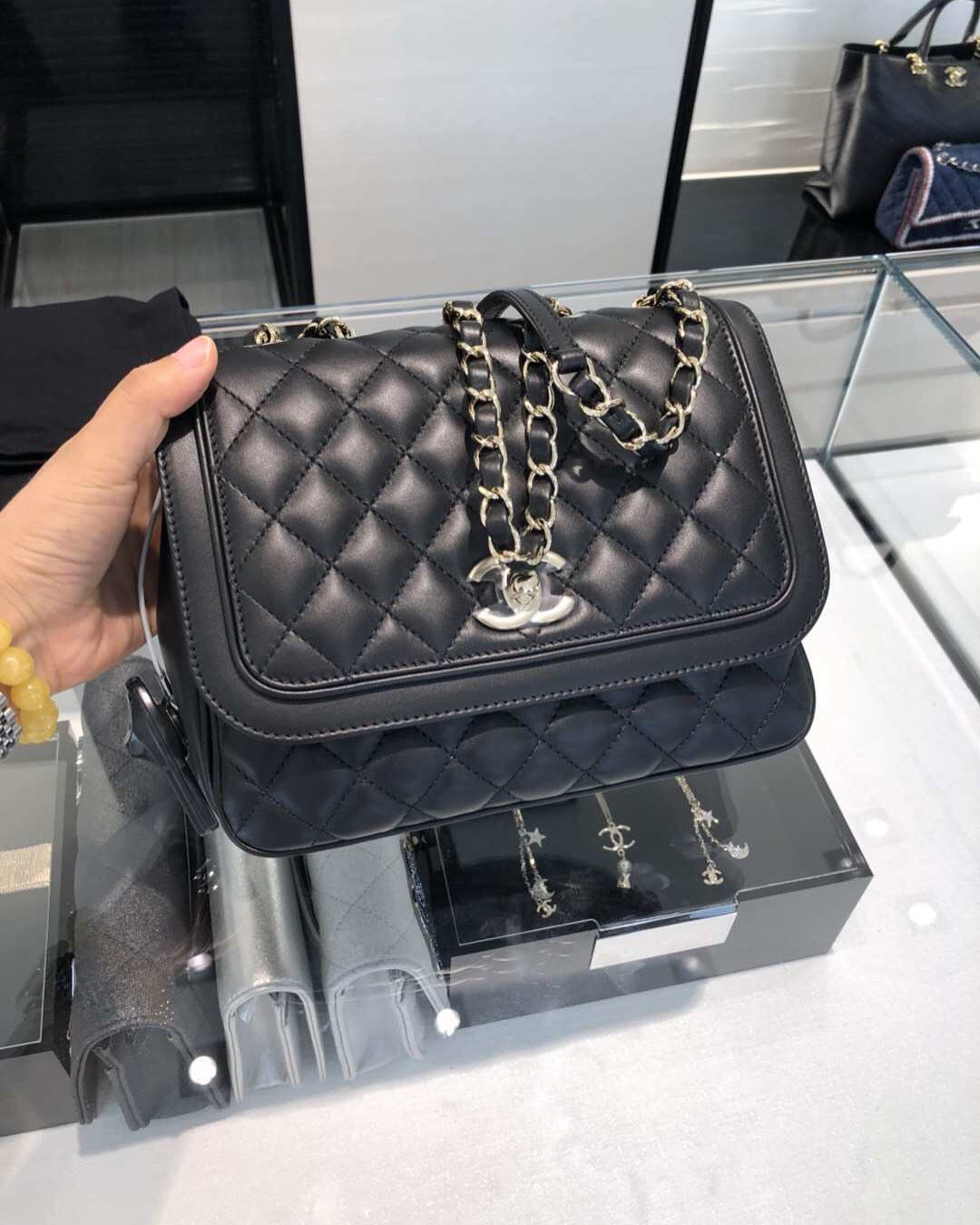 Chanel Vintage Flap Bag 2