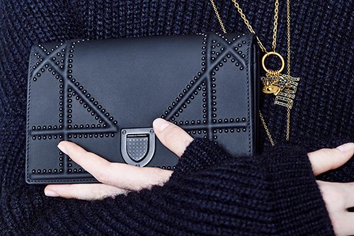 Christian Dior Black Diorama Ultra Black Vertical Clutch Bag with Blac –  Sellier
