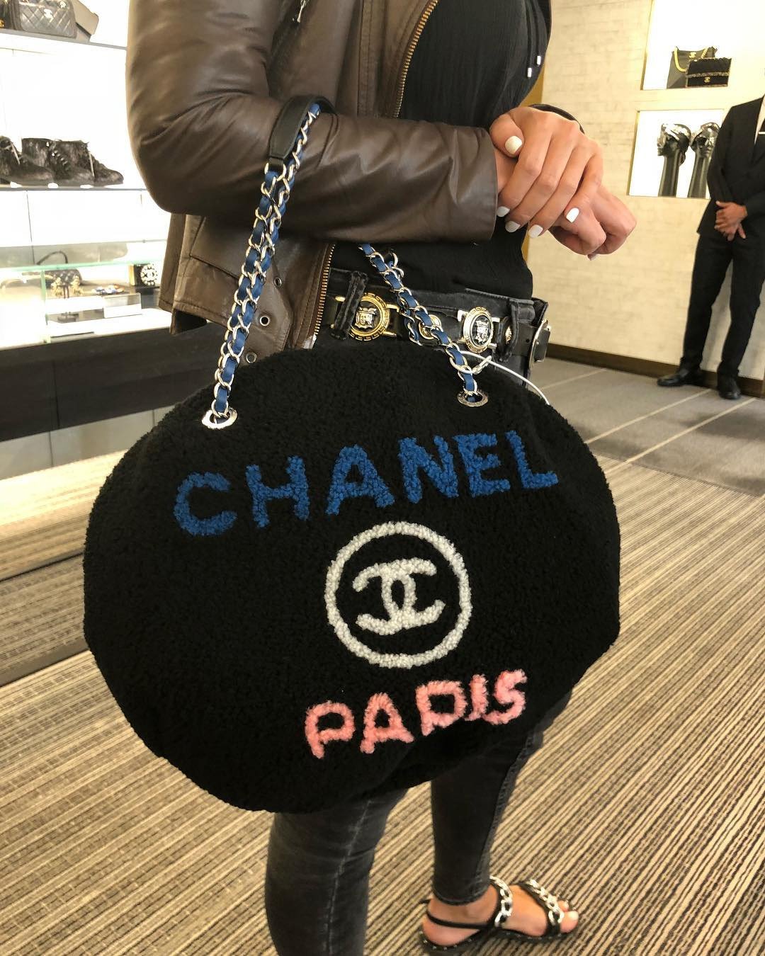 Chanel Deauville Round Bag 7