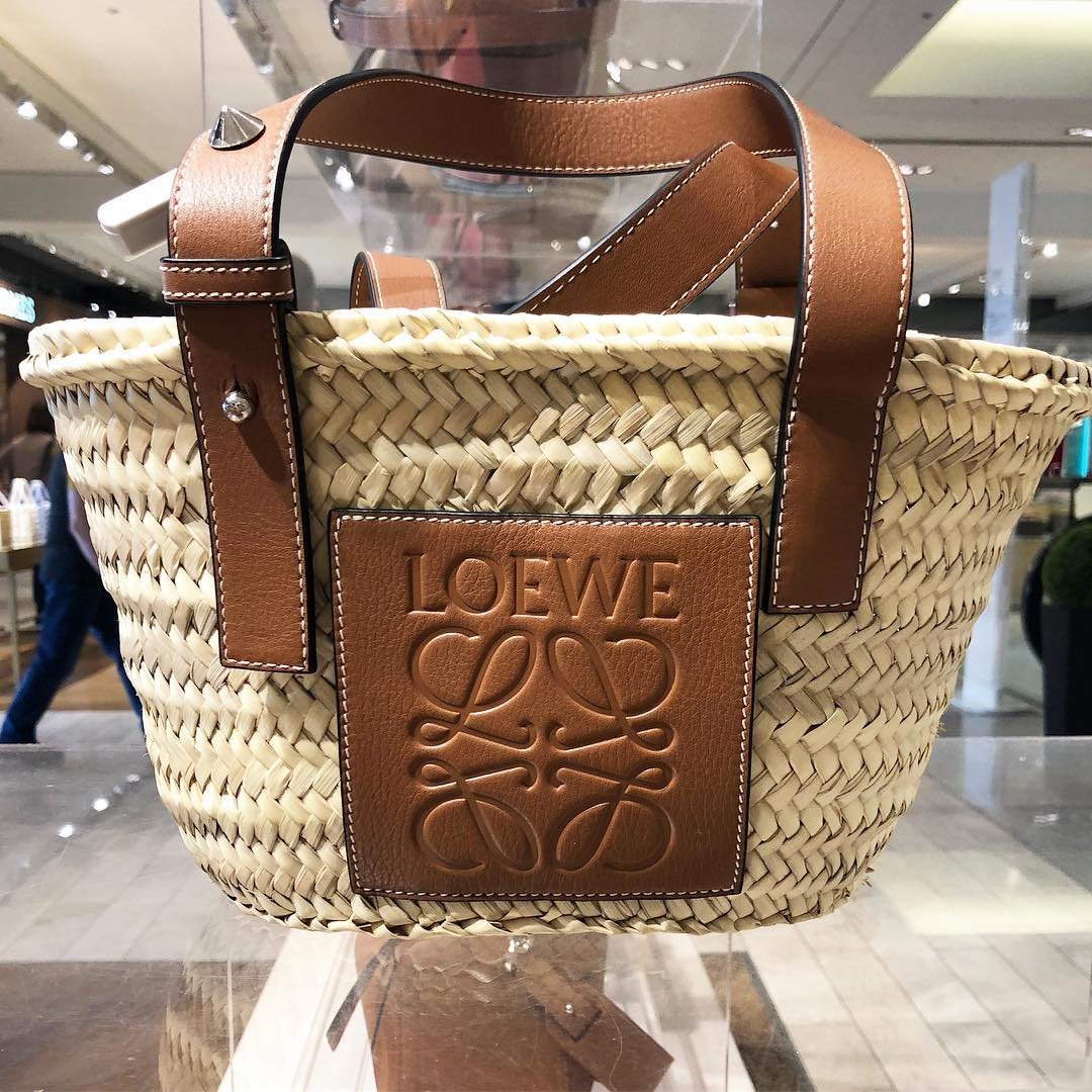 LOEWE Basket shoulder bag mini purse summer brown leather beige limited  novelty