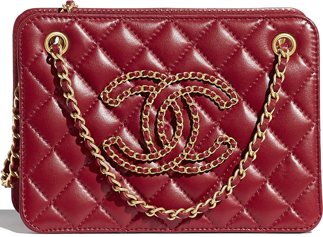 Chanel Accordion Tote Bag With Woven Chain Logo Is The Petite timeless Tote Bag Modernized