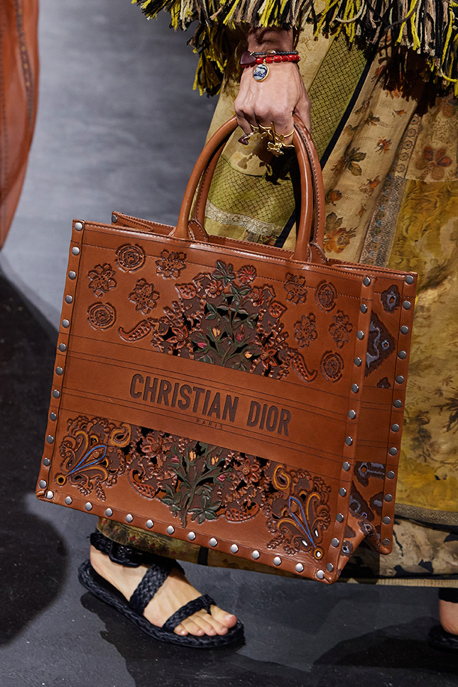 Christian Dior red handbag saddlebag only used twice | Bags | Gumtree  Australia Roma Area - Mitchell | 1316499475