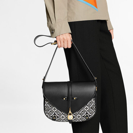 Louis Vuitton Saumur Bag Retro | Bragmybag