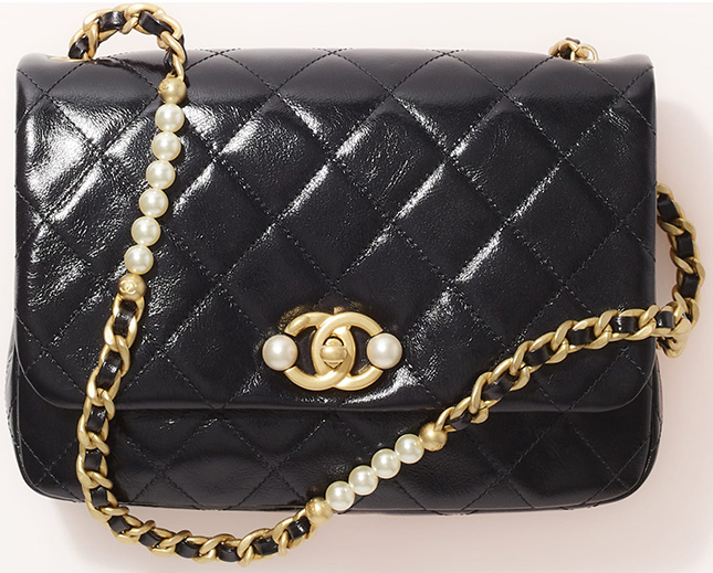 Chanel Flap Bag With Pearl CC And Chain