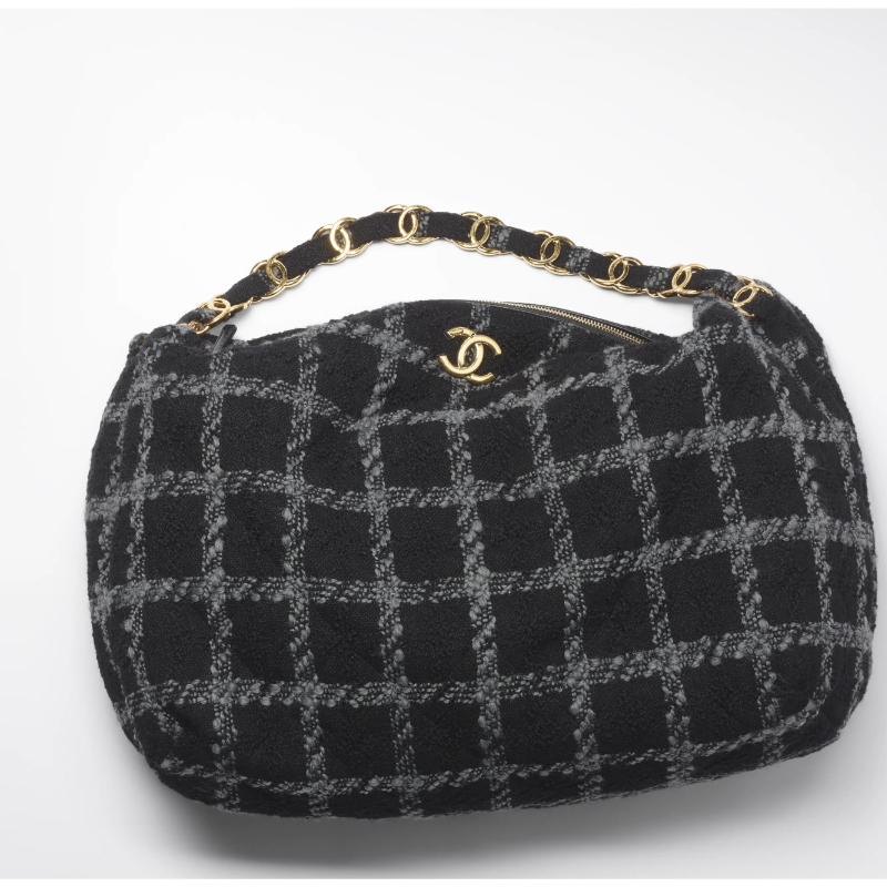 Chanel Maxi Hobo Bag in Wool Tweed