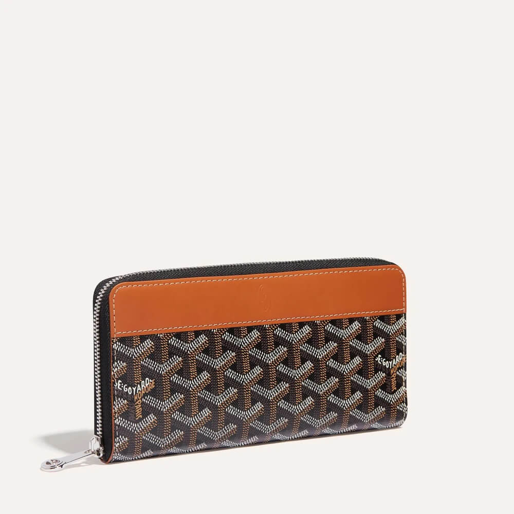 GoyardOfficial on X: The Matignon range of wallets welcomes a new