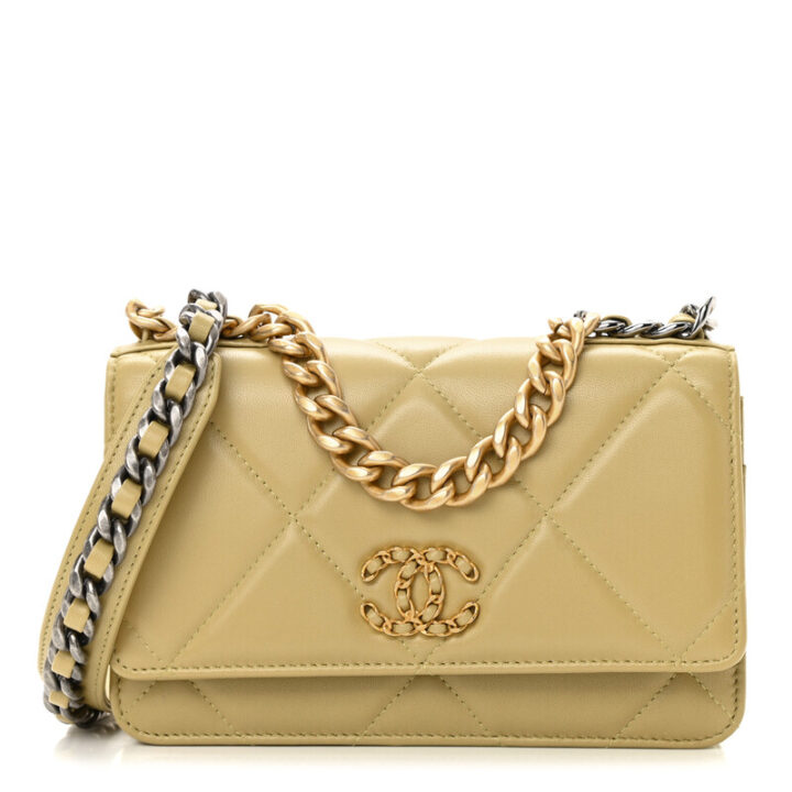 Woc Channel Chanel 19 WOC | Bragmybag