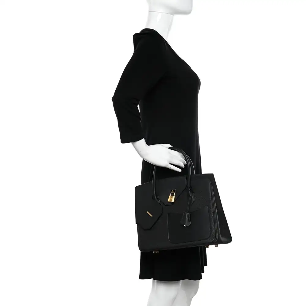 Hermes Bir in En Desordre 30 Bag in Togo Swift Model shots