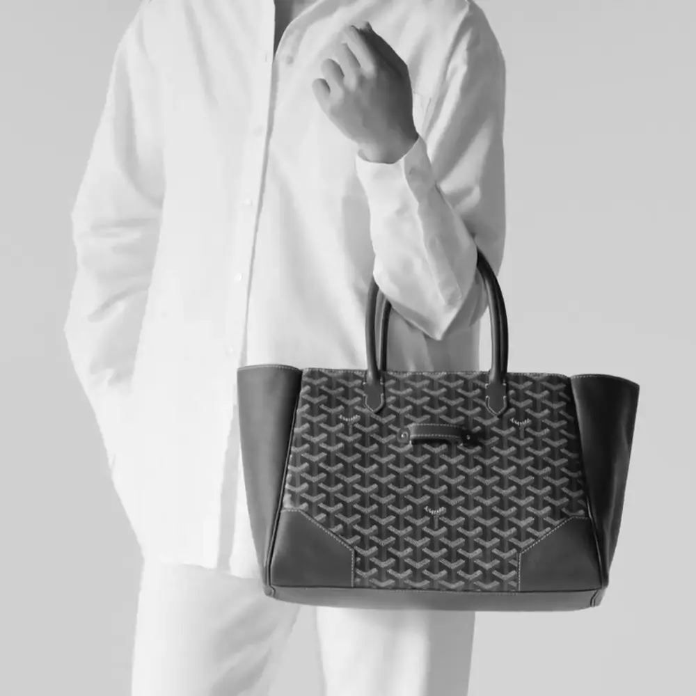 Goyard Saigon Tote Model shots 2