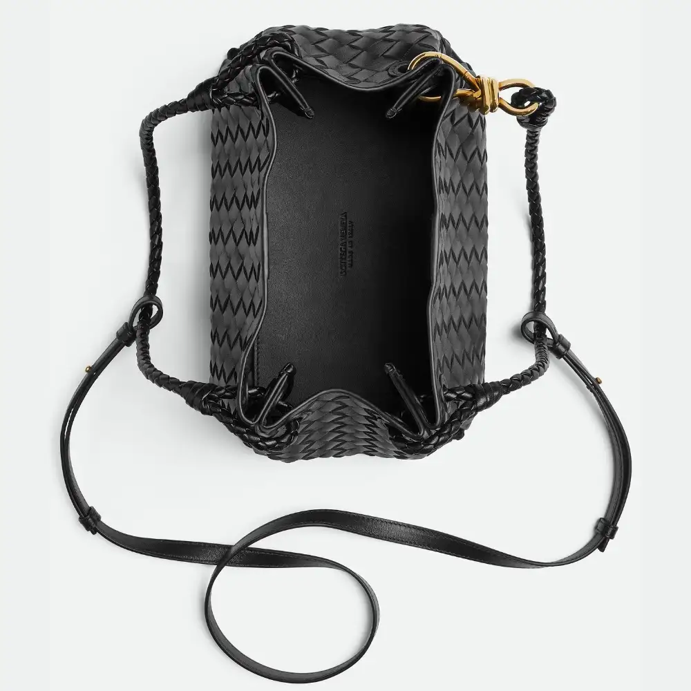 Bottega Veneta Parachute Medium Bag Black Interior pockets