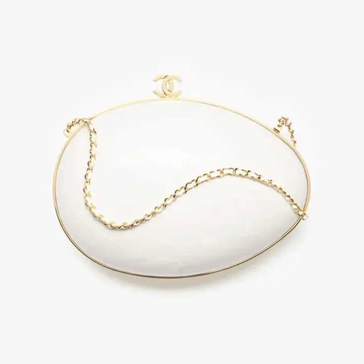 Chanel evening bag resin gold tone metal AS6271B24092U9336