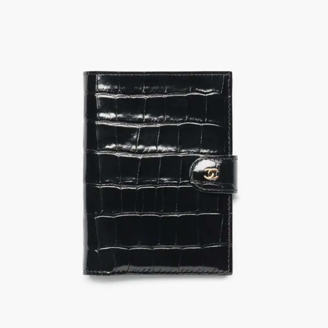 Chanel passport-holder-crocodile-embossed-calfskin-gold-tone-metal AP5193B2378694305 Chanel passport holder crocodile embossed calfskin gold tone metal AP5193B2378694305