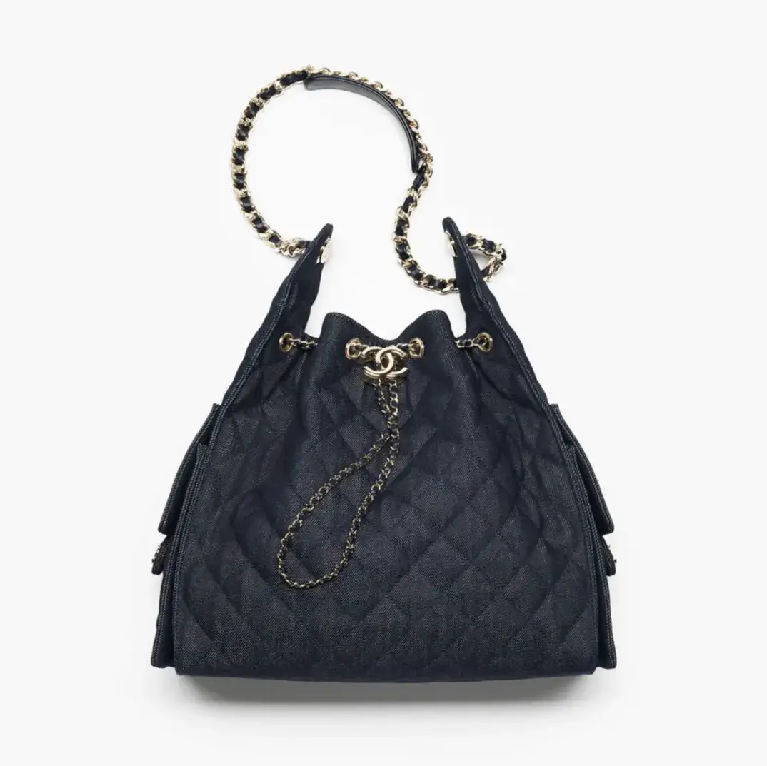 chanel 25 medium handbag denim gold tone metal AS5311B24037U9373