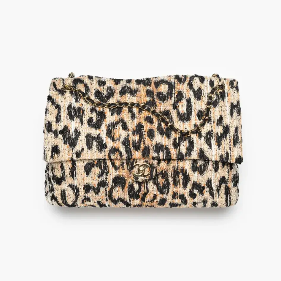 Chanel maxi flap bag tweed mixed fibers gold tone metal AS6234B24979UA692
