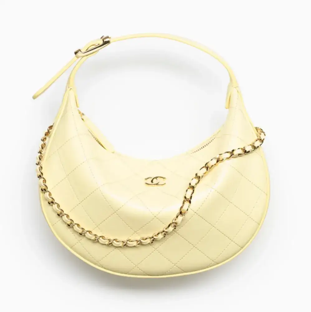 Chanel clutch with chain lambskin gold tone metal AP5429B25703U8378