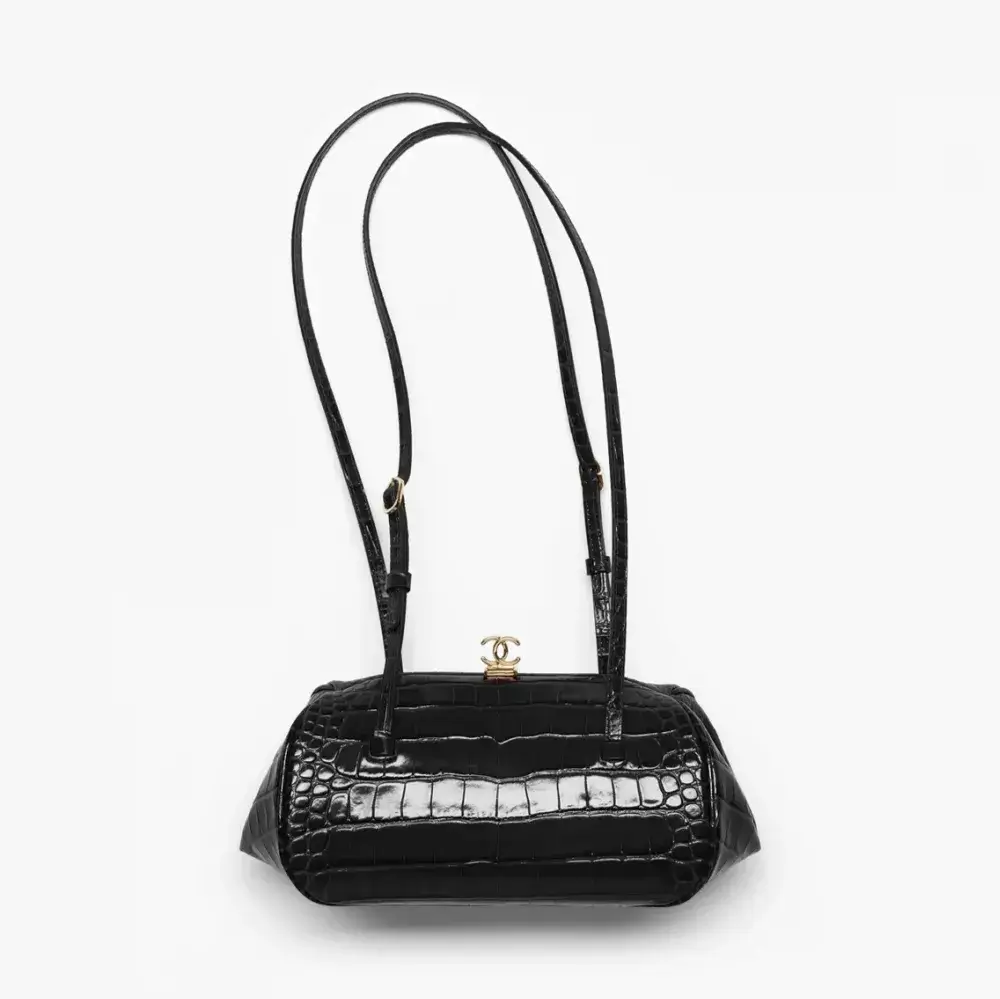 Chanel clutch with leather strap crocodile embossed calfskin gold tone metal AP5360B2487994305