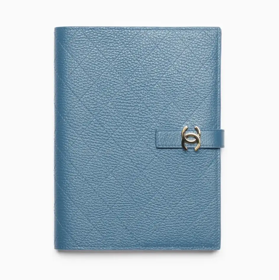 Chanel notebook grained calfskin gold tone metal AP5443B25678UB639