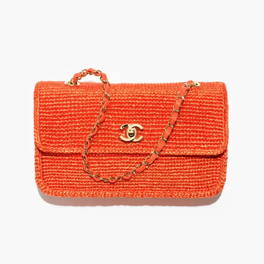 Chanel flap bag braided raffia gold tone metal AS6088B23736U8549