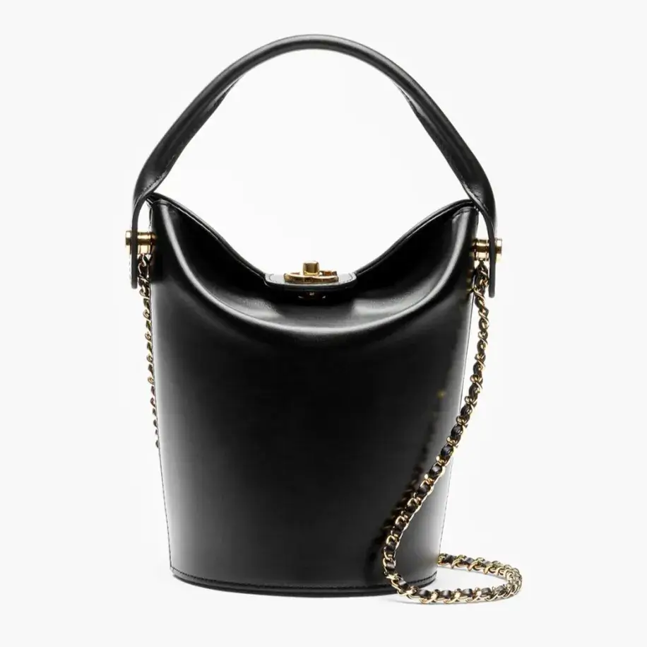 Chanel bucket bag shiny calfskin gold tone metal AS6631B2479194305 (1)